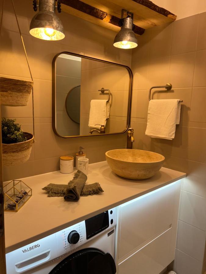 Apartment Centre-ville Gare Tgv, Arene... A Porter De Pieds Nimes